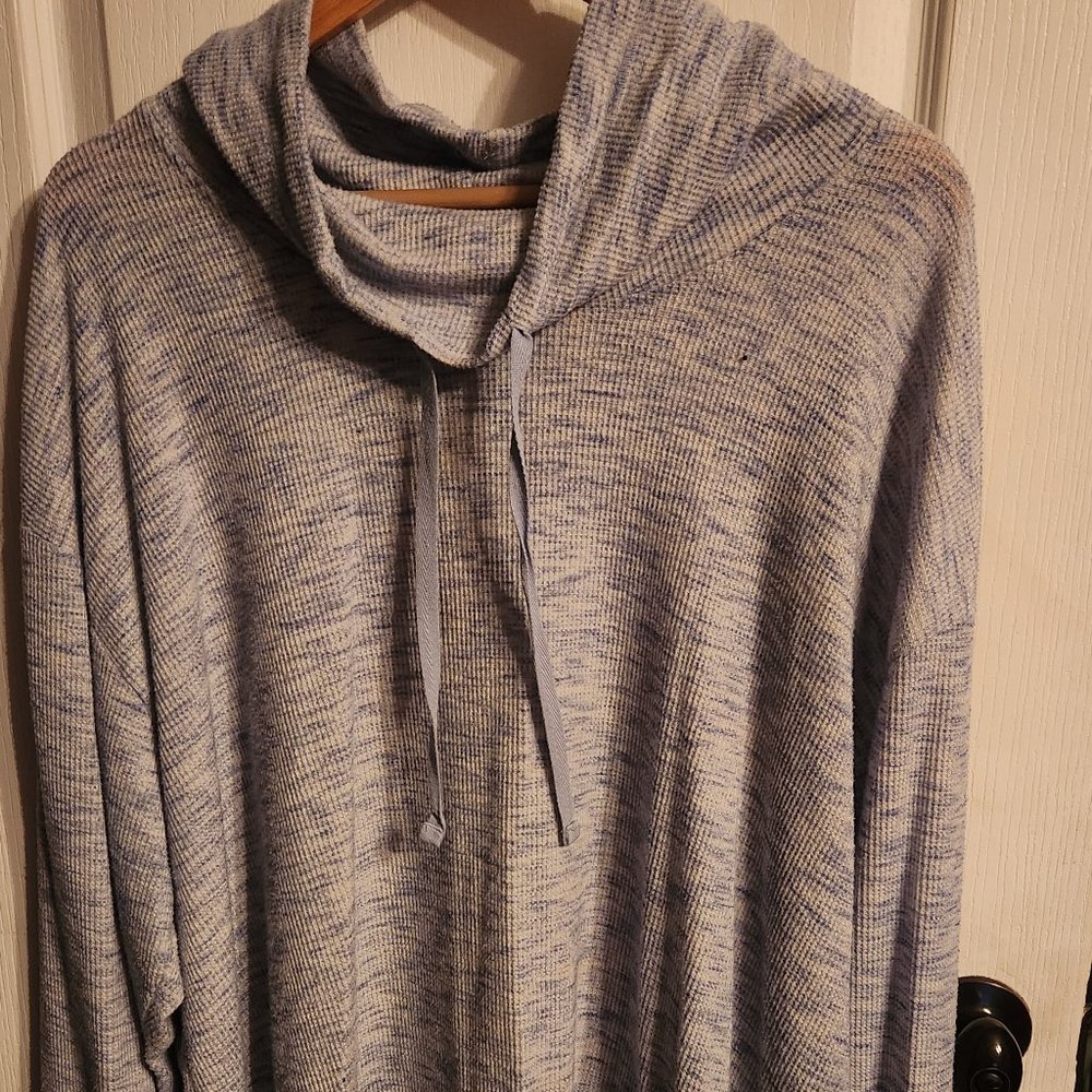 Light blue space-dye Lane Bryant waffle/thermal top Plus Size 26/28